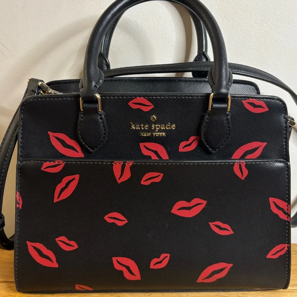 Kate Spade New York Madison Lip Toss small satchel in black saffiano leather